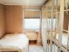 Schlafzimmer mit Schrank